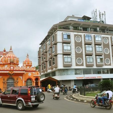 Hotel Satyaheera 마푸사 외부 사진